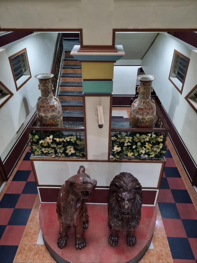 Clark Angeles Tiger Hotel エクステリア 写真